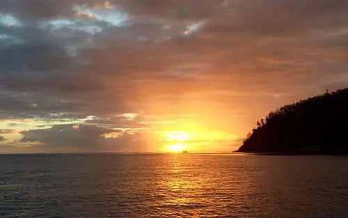 Whitsundays cruises